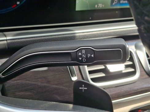 Used 2023 Mercedes-Benz GLE 350 4MATIC image 18
