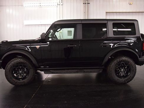 New 2026 Ford Bronco Badlands AWD/4WD image 4