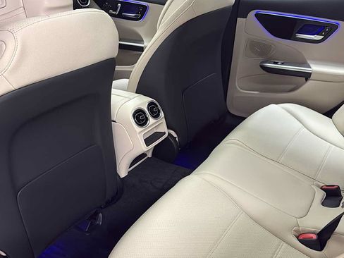 New 2026 Mercedes-Benz C 300 4MATIC Sedan image 29