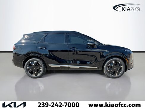 New 2026 Kia Sportage SX image 6