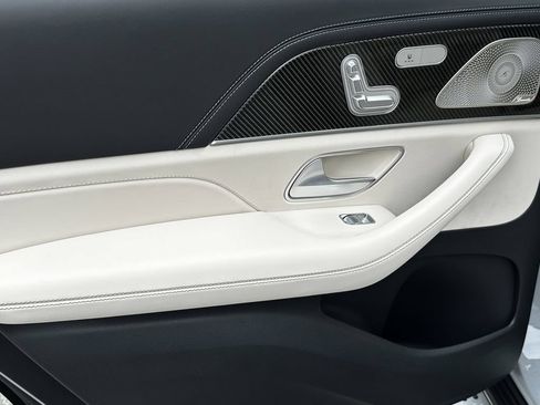 New 2026 Mercedes-Benz GLS 63 AMG 4MATIC image 27