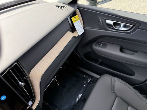 New 2026 Volvo XC60 B5 Plus w/ Protection Package Premier image 25