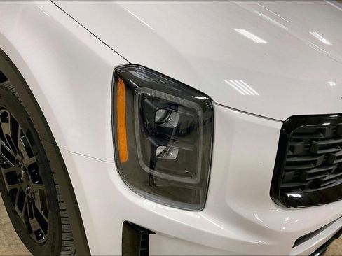 Used 2022 Kia Telluride EX w/ EX Premium Package AWD/4WD image 28