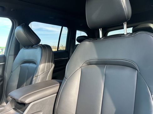 New 2026 Jeep Grand Cherokee Limited image 11