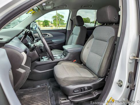 Used 2019 Chevrolet Traverse LT AWD/4WD image 7