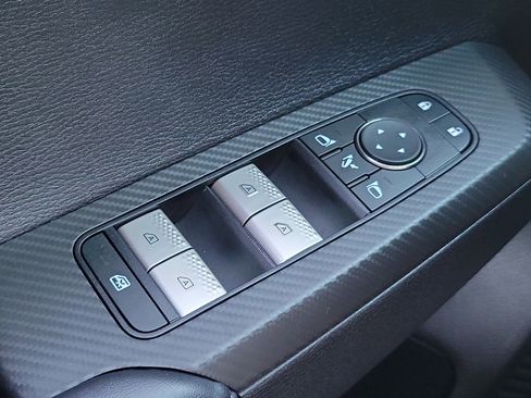 Used 2024 Mitsubishi Outlander SEL image 25