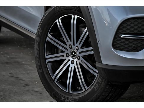 Certified 2025 Mercedes-Benz GLE 350 GLE 350 4MATIC image 3