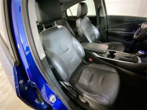 Used 2018 Chevrolet Volt LT w/ LT Driver Confidence Package image 13