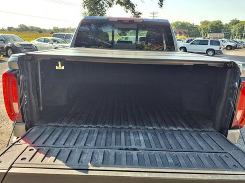 Used 2021 GMC Sierra 1500 Denali w/ Denali Ultimate Package AWD/4WD image 22
