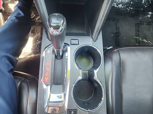 Used 2016 GMC Terrain SLT w/ Driver Alert Package I FWD image 23