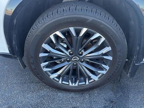Used 2024 Nissan Rogue Platinum image 10
