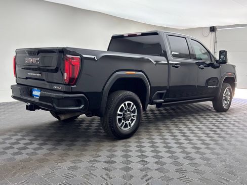 Used 2022 GMC Sierra 2500 AT4 AWD/4WD image 7