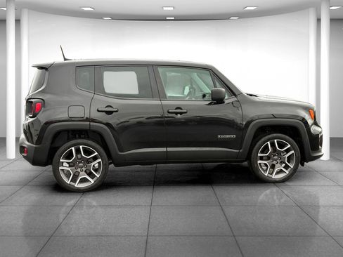 Used 2020 Jeep Renegade Sport image 9