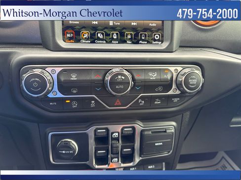 Used 2021 Jeep Gladiator Mojave AWD/4WD image 34