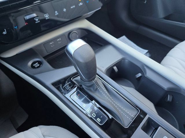 New 2026 Nissan Sentra SL w/ Floor Mat Package FWD image 24