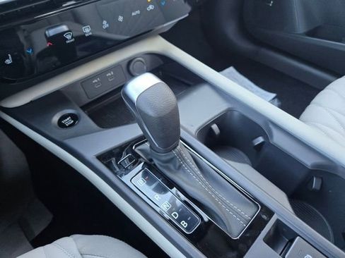 New 2026 Nissan Sentra SL w/ Floor Mat Package FWD image 24