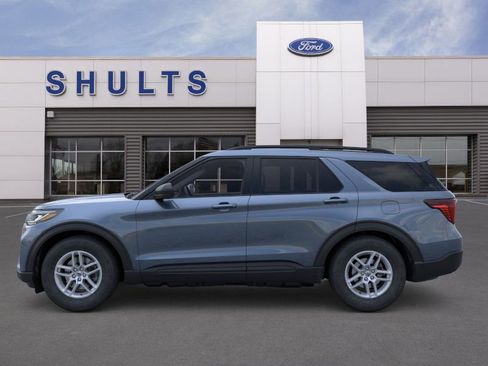 New 2026 Ford Explorer Active image 3