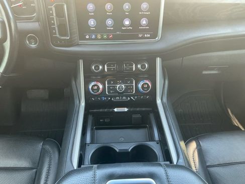 Used 2021 GMC Yukon XL Denali w/ Denali Premium Package AWD/4WD image 20