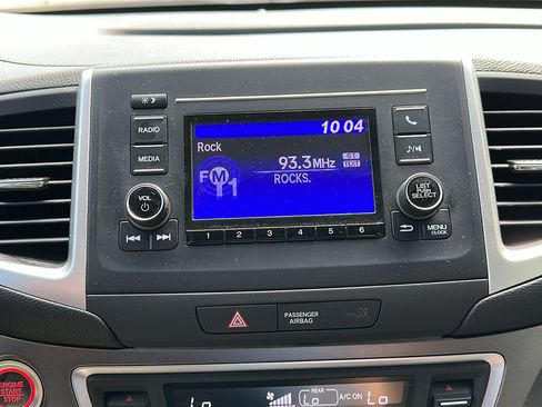 Used 2019 Honda Ridgeline Sport image 19