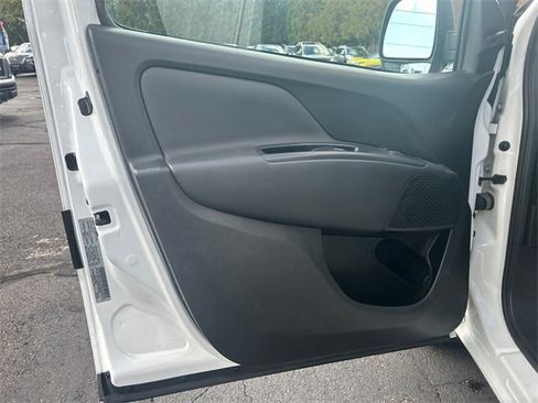 Used 2022 RAM ProMaster City Wagon image 9