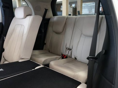 Used 2021 Mercedes-Benz GLB 250 GLB 250 image 12