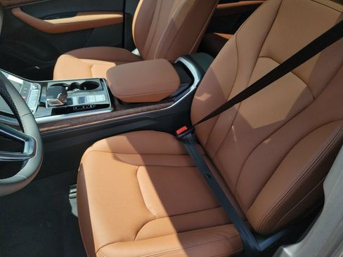 New 2026 Audi Q7 2.0T Premium Plus AWD/4WD image 16