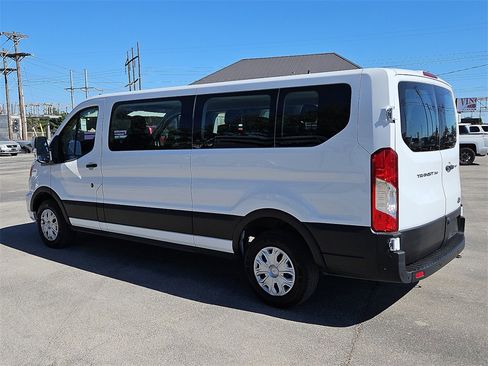 Used 2021 Ford Transit 350 XLT image 4