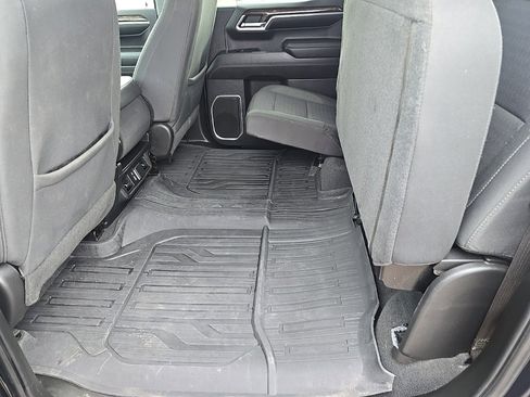 Used 2023 GMC Sierra 1500 SLE image 24