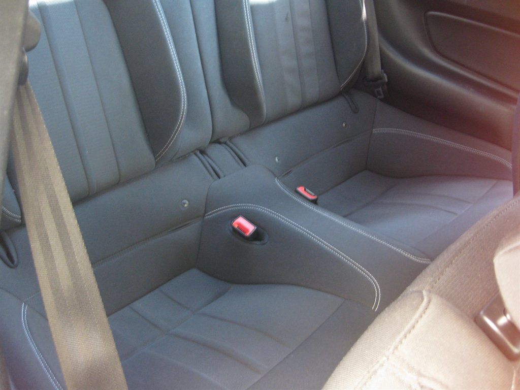 Used 2019 Ford Mustang Coupe RWD image 20