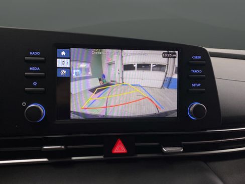 New 2026 Hyundai Elantra SE FWD image 13