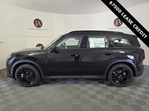 New 2025 MINI Cooper Countryman SE image 6
