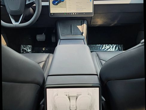 Used 2024 Tesla Model 3 Long Range AWD/4WD image 20