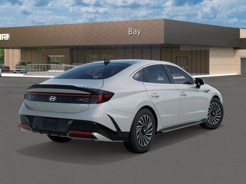 New 2026 Hyundai Sonata Limited image 4