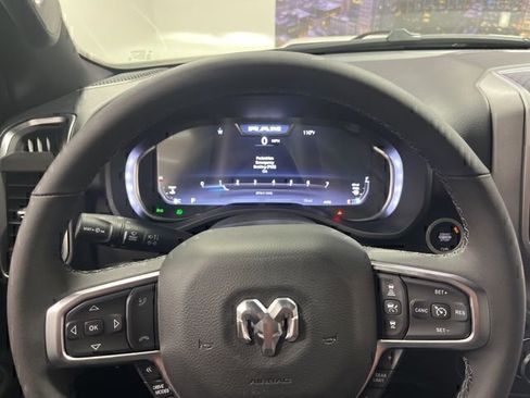 New 2026 RAM 1500 Big Horn AWD/4WD image 11