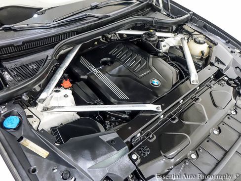 Used 2019 BMW X5 xDrive40i w/ M Sport Package AWD/4WD image 39