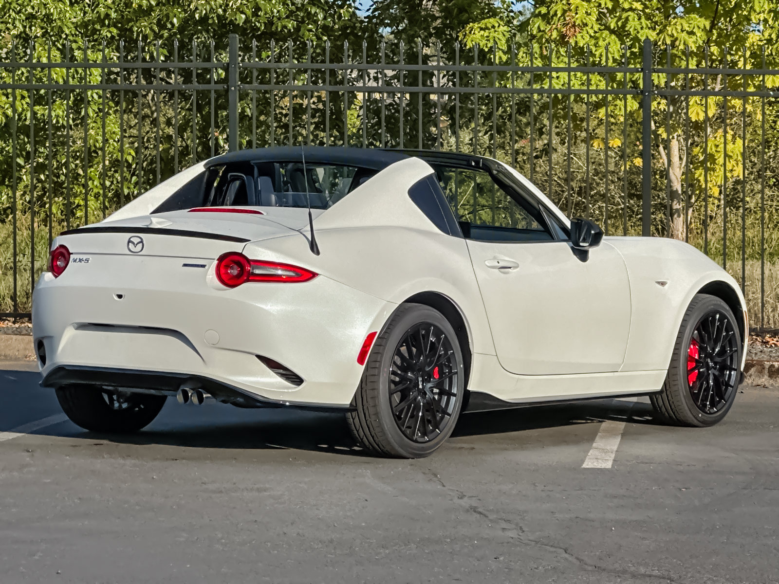 New 2026 MAZDA MX-5 Miata RF Club w/ Weather Package RWD image 4