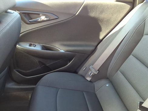 Used 2024 Chevrolet Malibu LT image 31