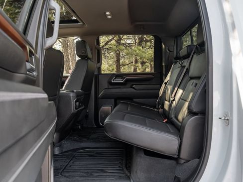 Used 2024 GMC Sierra 2500 Denali w/ Denali Reserve Package AWD/4WD image 29