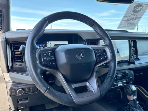 Used 2022 Ford Bronco Badlands AWD/4WD image 11