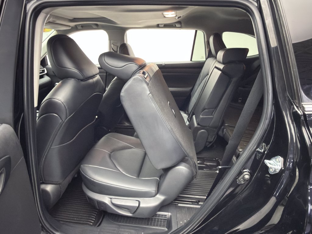 Certified 2026 Toyota Highlander XLE AWD/4WD image 42