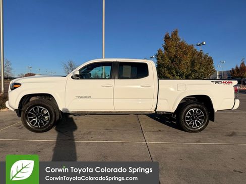 Used 2023 Toyota Tacoma TRD Sport image 4