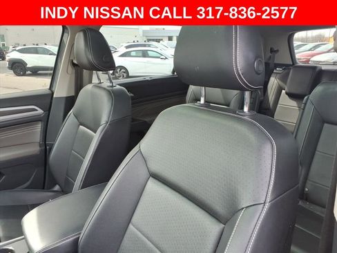 Used 2022 Volkswagen Atlas SE w/ Panoramic Sunroof Package image 13