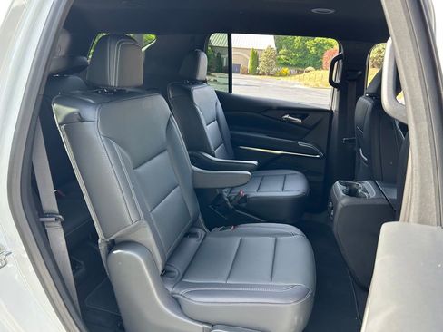 New 2026 Chevrolet Traverse LT w/ Midnight/Sport Edition FWD image 45
