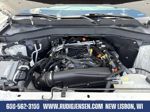 Used 2025 Ford Explorer Active w/ Active Comfort Package AWD/4WD image 22