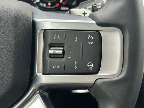 Used 2024 Land Rover Discovery S image 44