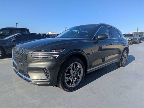 Used 2025 Genesis GV70 2.5T AWD/4WD image 7