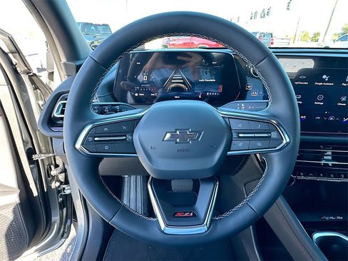 New 2026 Chevrolet Traverse Z71 w/ Driver Confidence Package image 7