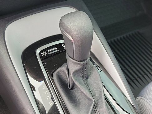 New 2026 Toyota Corolla SE FWD image 25