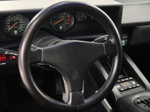 Used 1989 Lamborghini Countach Coupe RWD image 15