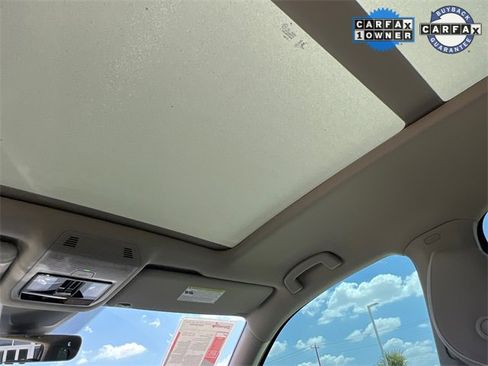 Used 2025 Volkswagen Atlas SEL Premium R-Line image 19